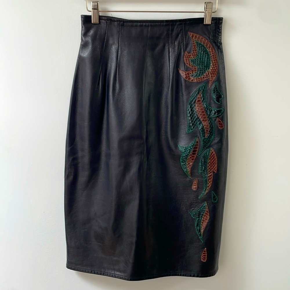 Vintage EREZ leather high waisted pencil skirt, embroidery, made in USA, size S